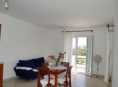 Villa Vourda Marathókampos Cameră foto